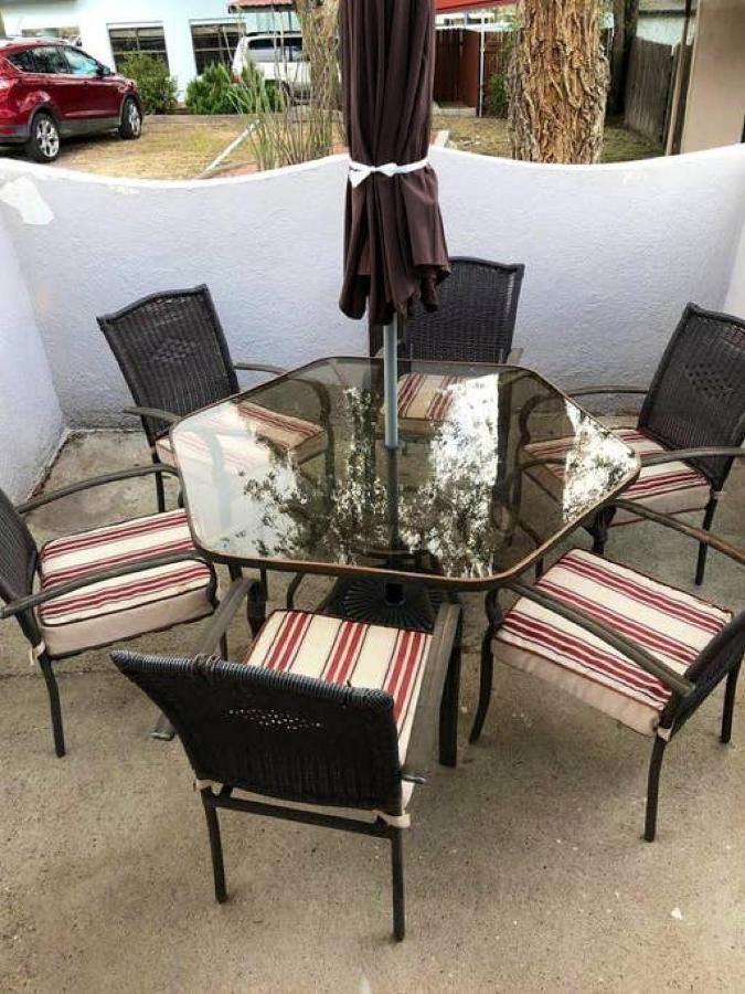 לינה וארוחת בוקר אלפיין El Viejo Adobe - Across From Sul Ross Campus מראה חיצוני תמונה